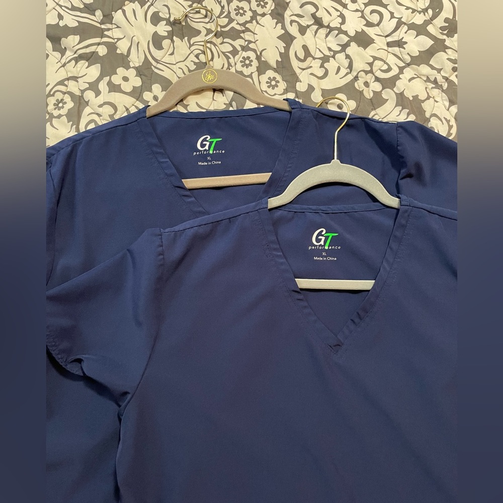 XL Ladies GT Performance Scrub Tops (2)